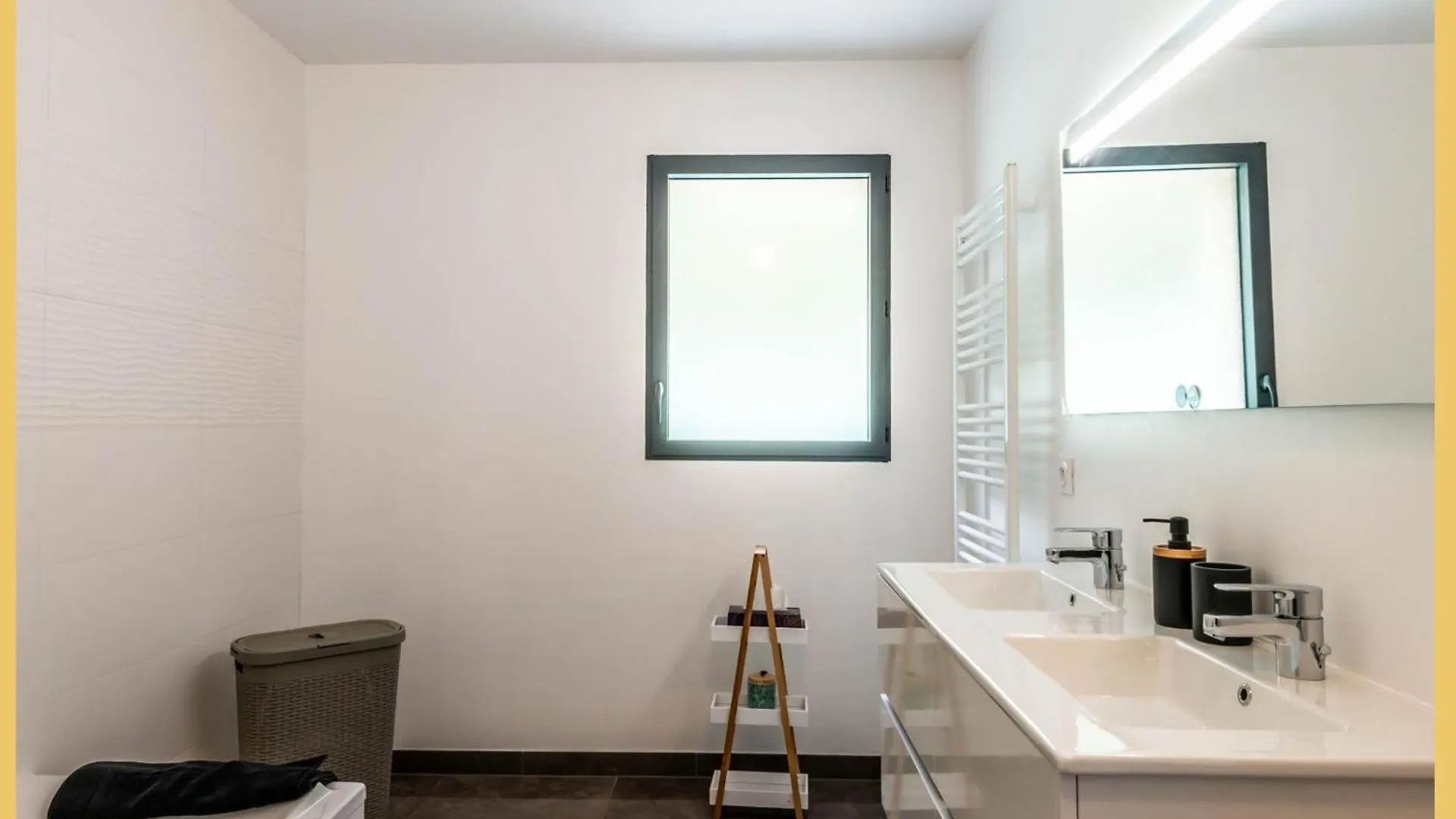 Holiday home Chic Vanilla Home, Maison Moderne Entre Annecy Et Geneve France
